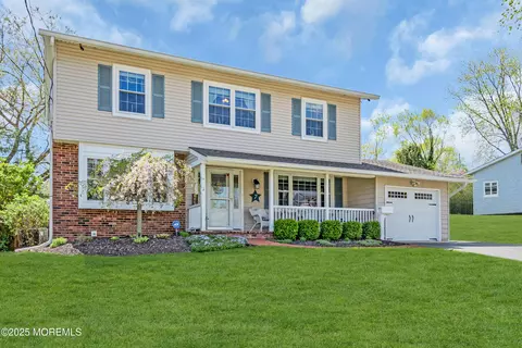 7 Hawaii Rd, Jackson, NJ 08527