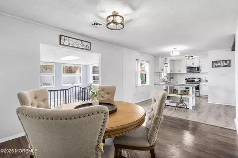 Dining - 10 Oneida Ave, Waretown, NJ 08758 photo 2 of 2