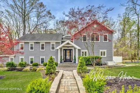 17 Kingfisher Dr, Middletown, NJ 07748