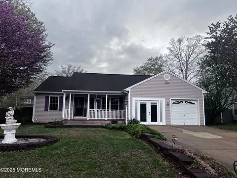173 Sextant Rd, Manahawkin, NJ 08050