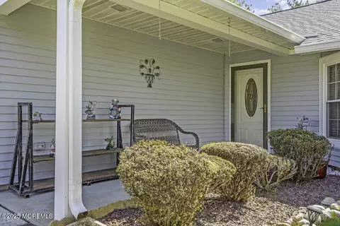 Exterior - 2 York Dr, Forked River, NJ 08731 photo 5 of 14
