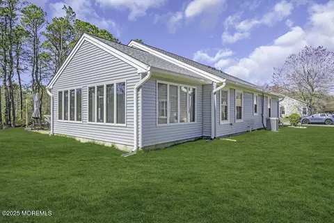 Exterior - 2 York Dr, Forked River, NJ 08731 photo 12 of 14