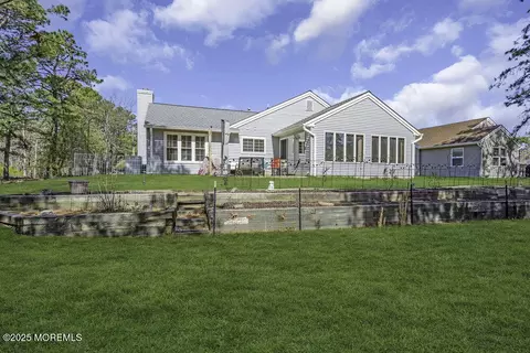 Exterior - 2 York Dr, Forked River, NJ 08731 photo 11 of 14