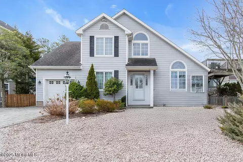 42 Circle Ct, Brick, NJ 08723