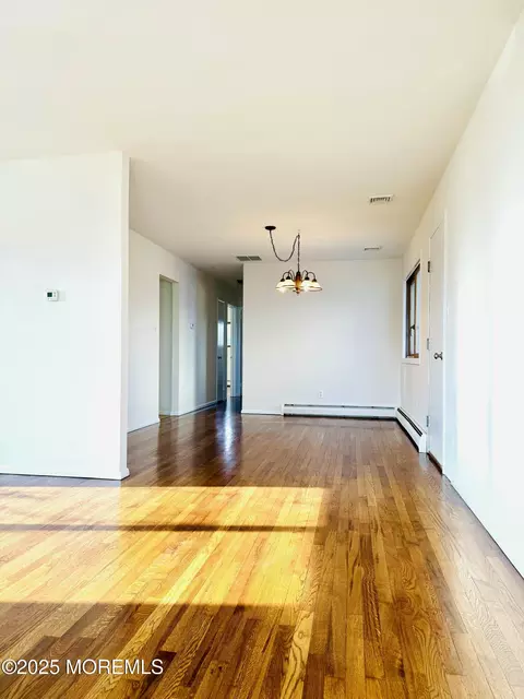 922 Capstan Dr, Forked River, NJ 08731 photo 4