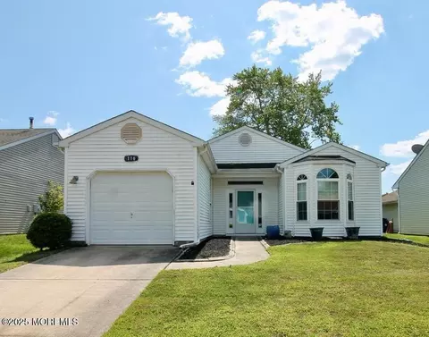 116 Danbury Dr, Little Egg Harbor, NJ 08087