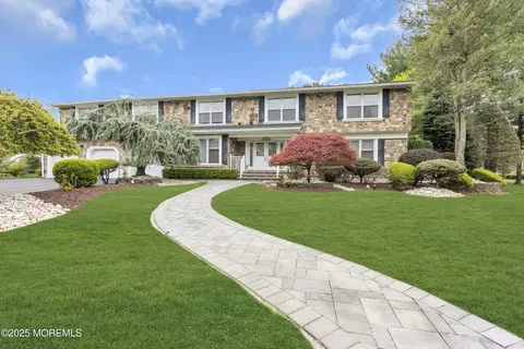 2 Liberty Rd, Marlboro, NJ 07746