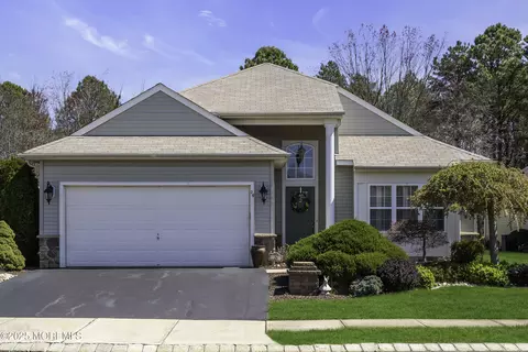 26 Anjou Ct, Manchester, NJ 08759
