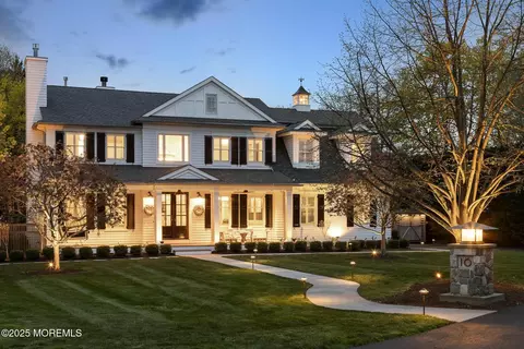 10 Bay St, Rumson, NJ 07760