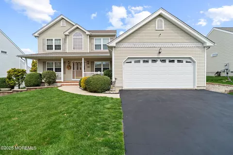 160 Cruise Rd, Manahawkin, NJ 08050