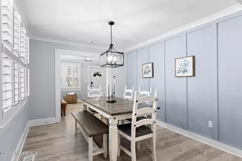 Dining - 6 Viola Ave, Leonardo, NJ 07737 photo 2 of 3