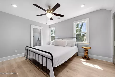 Bedroom - 6 Viola Ave, Leonardo, NJ 07737 photo 2 of 5