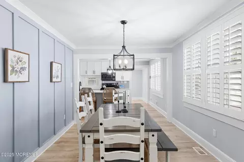 Dining - 6 Viola Ave, Leonardo, NJ 07737 photo 3 of 3