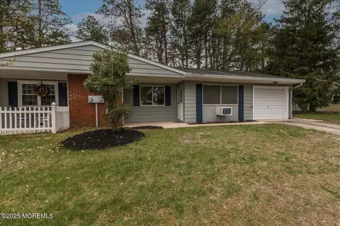 29 Maine Ave # A, Whiting, NJ 08759