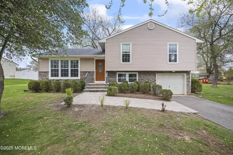 28 Ash Dr, Neptune City, NJ 07753