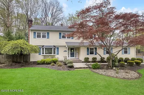 49 Ravine Rd, Red Bank, NJ 07701
