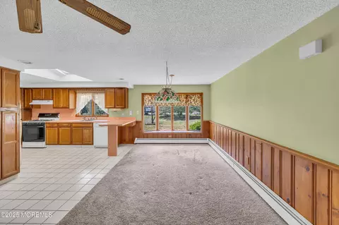 Dining - 7 Dock Ave, Waretown, NJ 08758 photo 2 of 2
