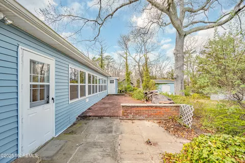 Exterior - 7 Dock Ave, Waretown, NJ 08758 photo 6 of 8