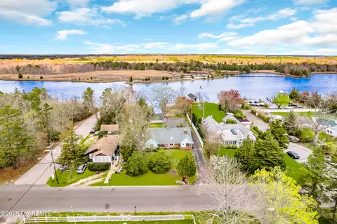 View/Area - 7 Dock Ave, Waretown, NJ 08758 photo 4 of 13