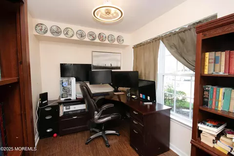 83 Nathan Blvd #35, Parlin, NJ 08859