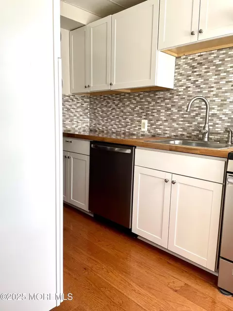 37 Belshaw Ave, Eatontown, NJ 07724