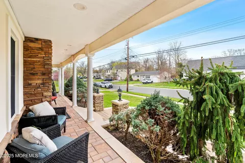 Exterior - 21 Drexel Dr, Jackson, NJ 08527 photo 3 of 10
