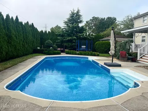 Exterior - 21 Drexel Dr, Jackson, NJ 08527 photo 9 of 10