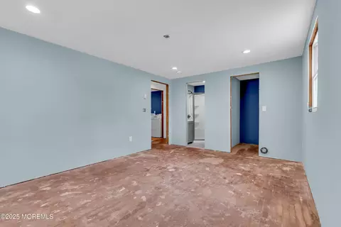Bedroom - 2403 Lake Dr, Forked River, NJ 08731 photo 2 of 3