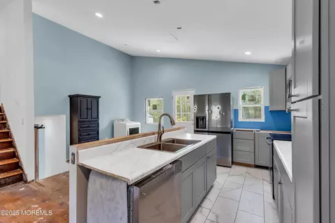 Entry Way - 2403 Lake Dr, Forked River, NJ 08731 photo 3 of 4