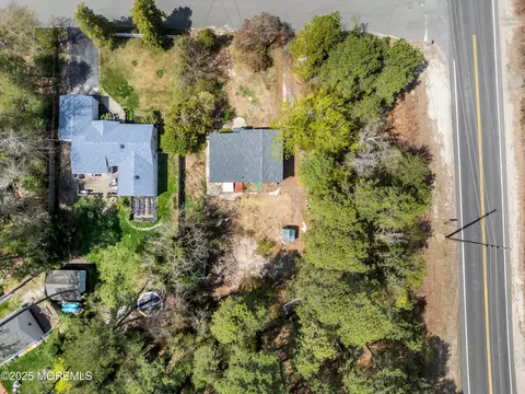 View/Area - 2403 Lake Dr, Forked River, NJ 08731 photo 2 of 10