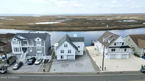 1583 Mill Creek Rd, Beach Haven West, NJ 08050
