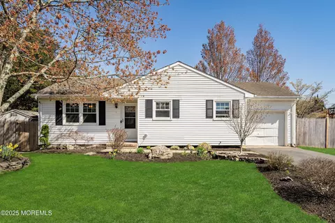 802 Marbro Ave, Brick, NJ 08724
