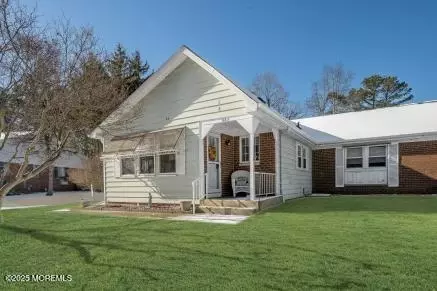 66 Yorktowne Pkwy #A, Whiting, NJ 08759