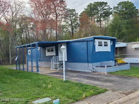 28 Alissa Ter, Jackson, NJ 08527