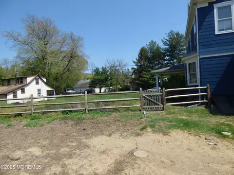 Exterior - 111 Lakeside Ave, Navesink, NJ 07752 photo 2 of 3