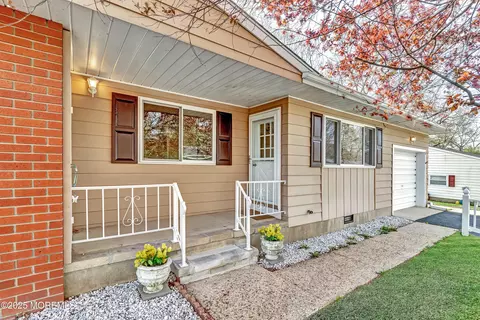 7 Kentucky Way #A, Whiting, NJ 08759