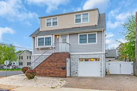 85 Seeley Ave, Keansburg, NJ 07734