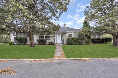 330 Radnor Ave, Pine Beach, NJ 08741