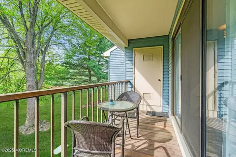Exterior - 4 Amherst Ct, Matawan, NJ 07747 photo 2 of 2