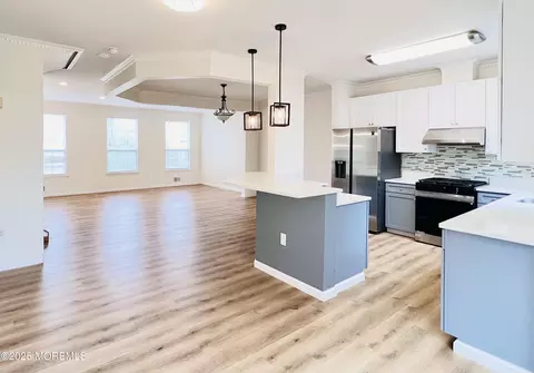 218 Nathan Dr #2180, Morganville, NJ 07751