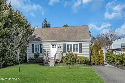 287 20th Ave, Brick, NJ 08724