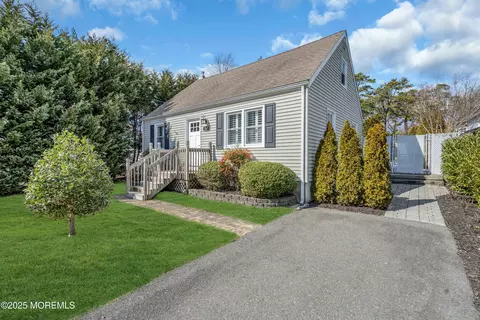 287 20th Ave, Brick, NJ 08724 photo 2