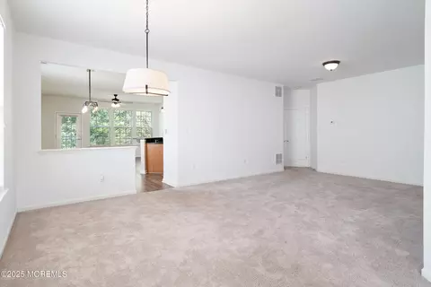 24 Wolverton Ct, Jackson, NJ 08527 photo 7