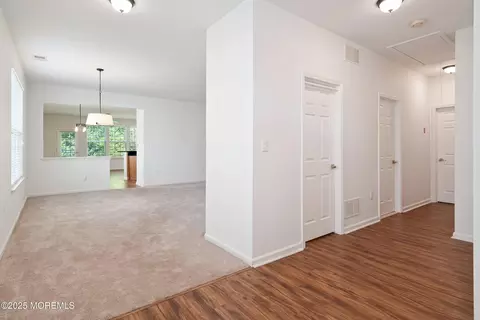 24 Wolverton Ct, Jackson, NJ 08527 photo 9