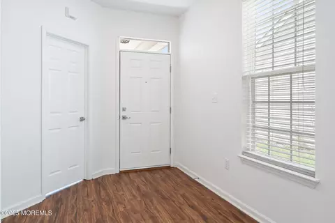 24 Wolverton Ct, Jackson, NJ 08527 photo 5