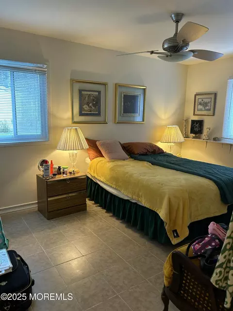 10 Mallard St # B, Manchester, NJ 08759