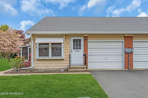 8 A Lafayette Dr, Whiting, NJ 08759
