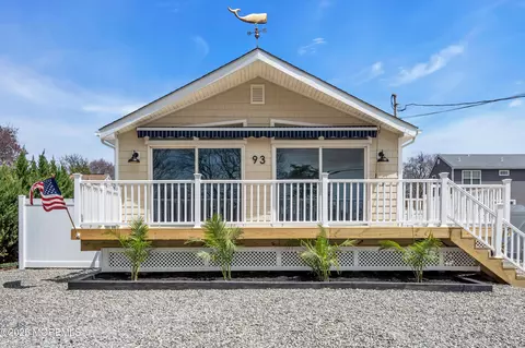 93 Bonita Rd, Waretown, NJ 08758
