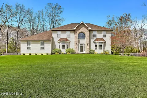 Exterior - 12 Arrowhead Cir, Jackson, NJ 08527 photo 2 of 17