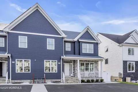 716 Hamilton Ave, Lakewood, NJ 08701